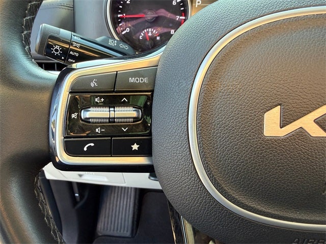 2024 Kia Carnival LX Seat Package