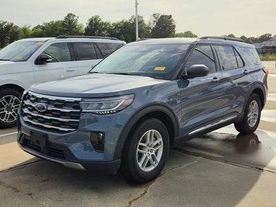 2025 Ford Explorer Active