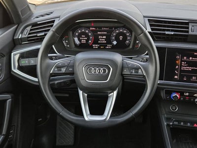 2022 Audi Q3 45 S line quattro Premium