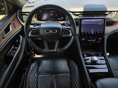 2022 Jeep Grand Cherokee Summit
