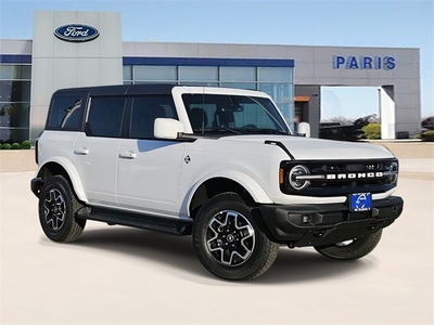 2025 Ford Bronco Outer Banks