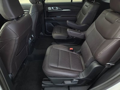 2027 Ford Explorer Platinum
