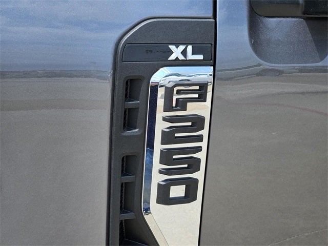 2025 Ford F-250SD XL