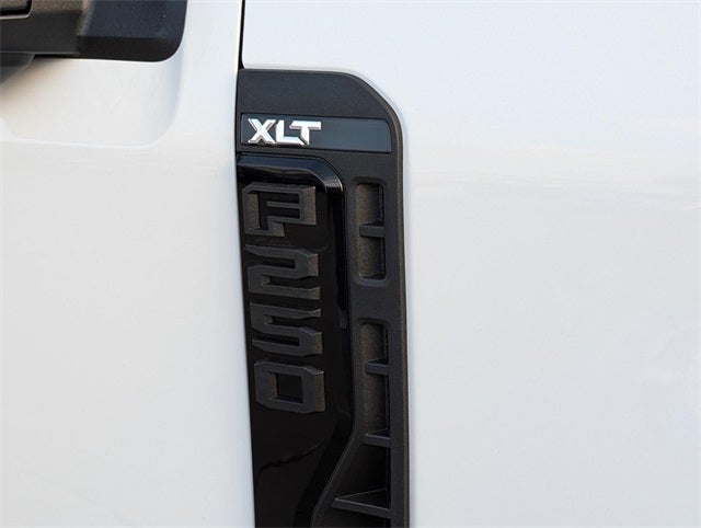 2026 Ford F-250SD XLT