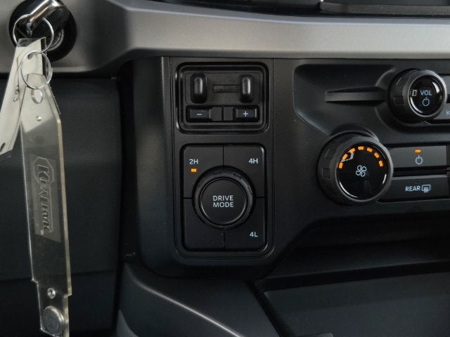 2027 Ford F-350SD XLT DRW
