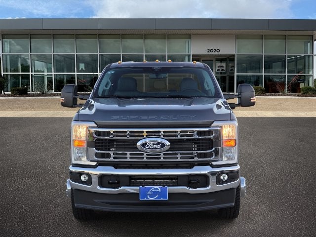 2027 Ford F-350SD XLT DRW