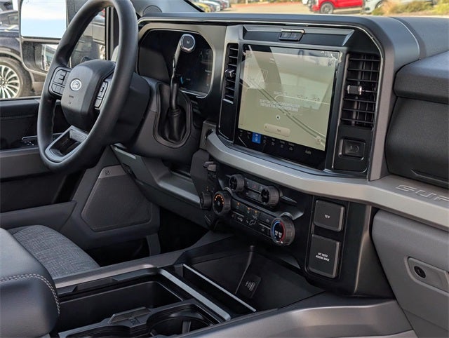 2026 Ford F-350SD XLT DRW