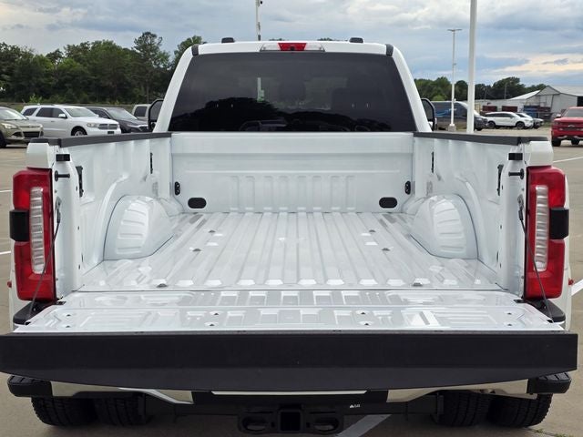 2026 Ford F-350SD Lariat DRW