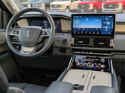 2024 Lincoln Navigator Black Label