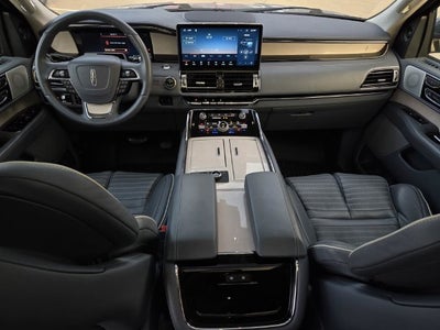 2024 Lincoln Navigator Black Label