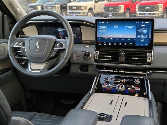 2024 Lincoln Navigator Black Label